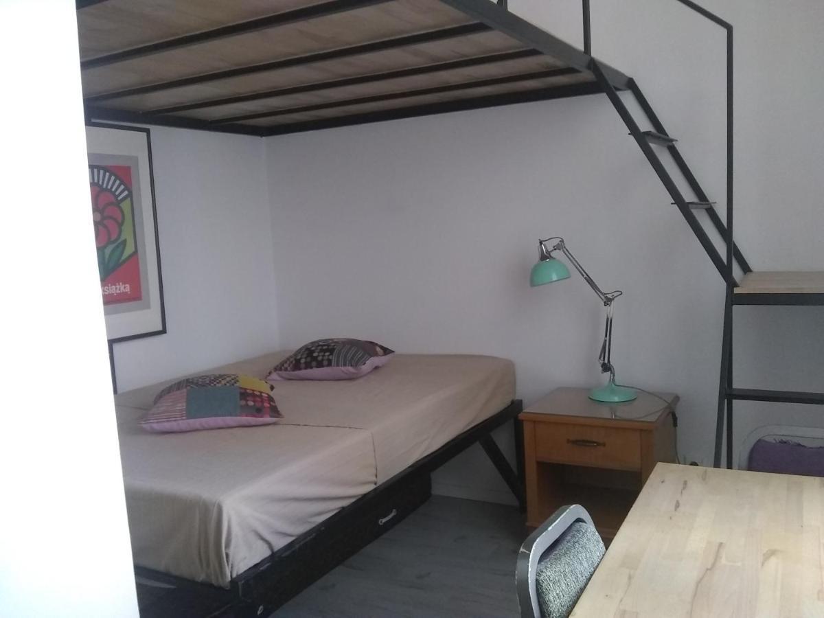 Rodzinna przestrzeń dla 8 osób 2 pokoje z łazienką i mini aneksem Varsóvia Exterior foto